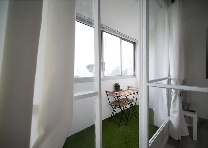 Appartement Tout Equipe Parking Balcon 2 Chambres