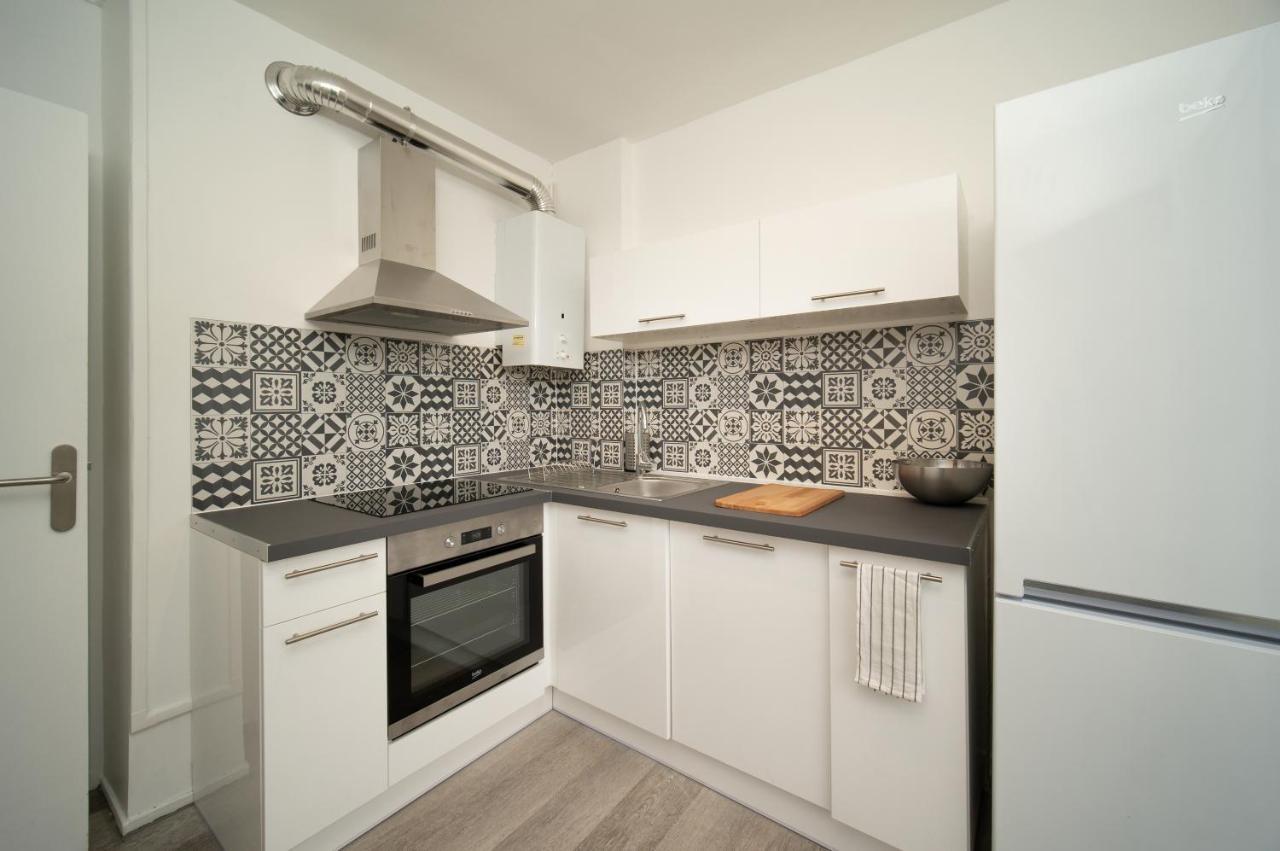 Equipe Parking Balcon 2 Apartment Marseilles
