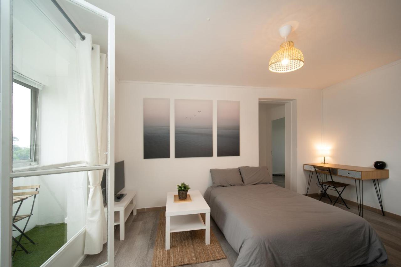 Appartement Equipe Parking Balcon 2 Marseilles