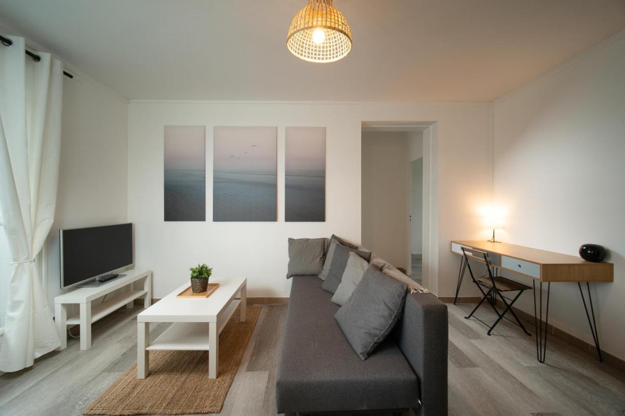 Appartement Equipe Parking Balcon 2 *